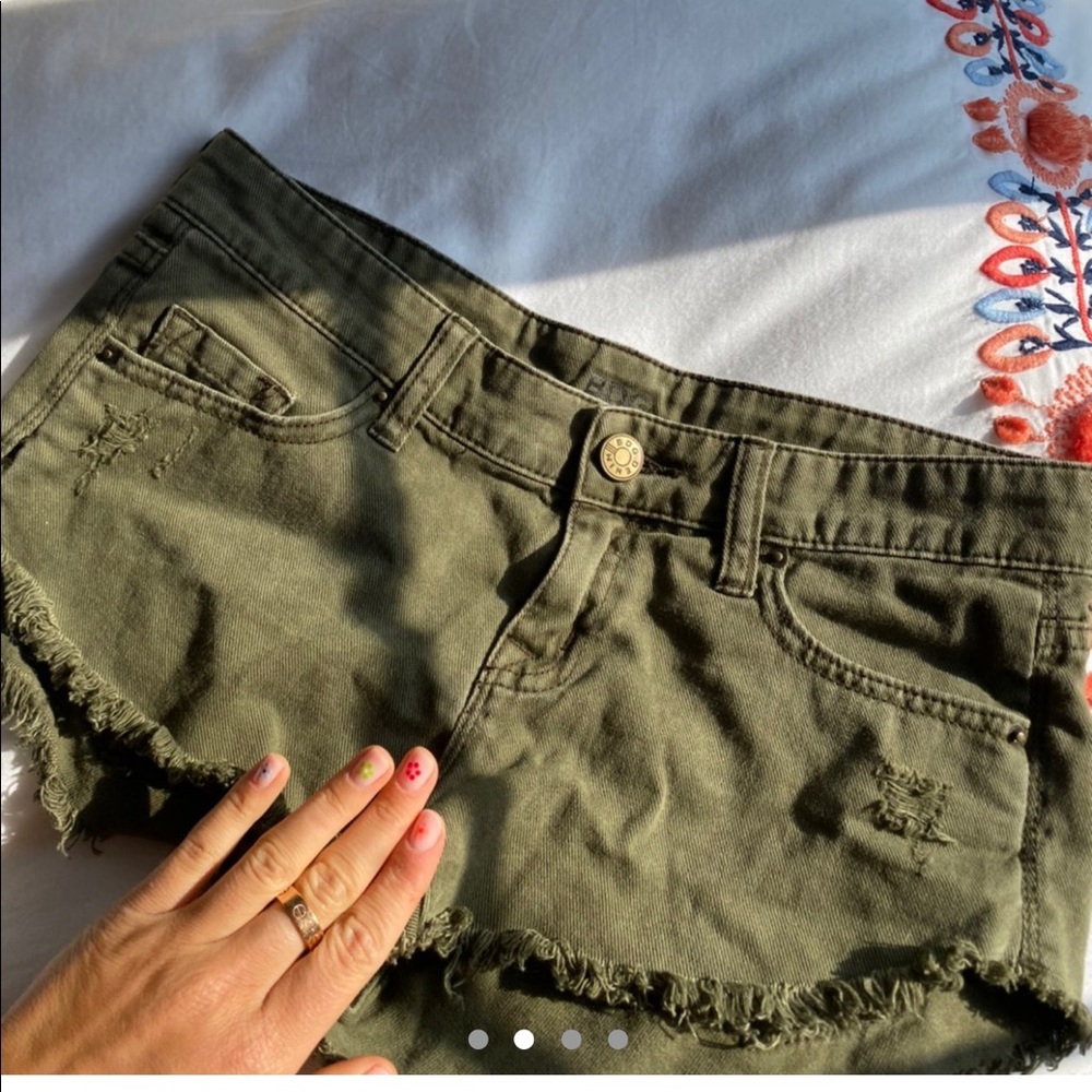 BDG urban Outfitters Mary green denim shorts - Picture 3 of 4